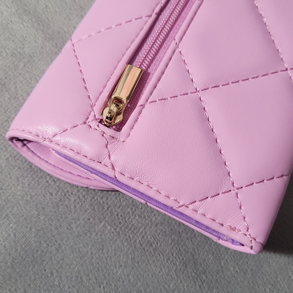 Quilted Wallet with Stars - Picture 11 of 16